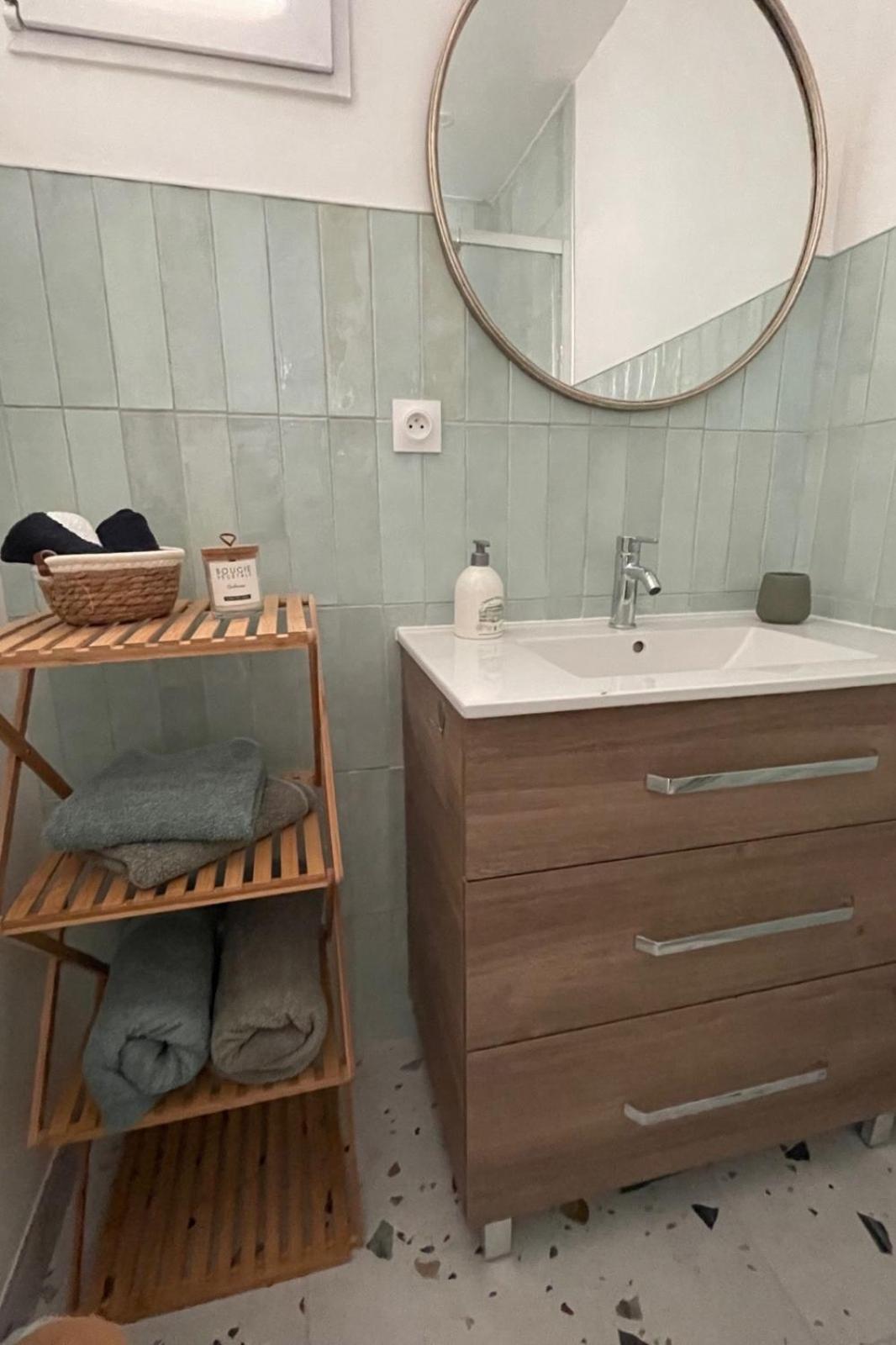 Appartement Cosy โบเวส์ ภายนอก รูปภาพ